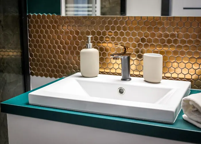 Ginger - Stare - Bezplatny Parking - Youtube Ginger We Wroclawiu Apartman